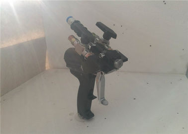 Μαύρο πυροβόλο όπλο ψεκασμού πολυουρεθάνιου Polyurea για την αδιάβροχη κατασκευή